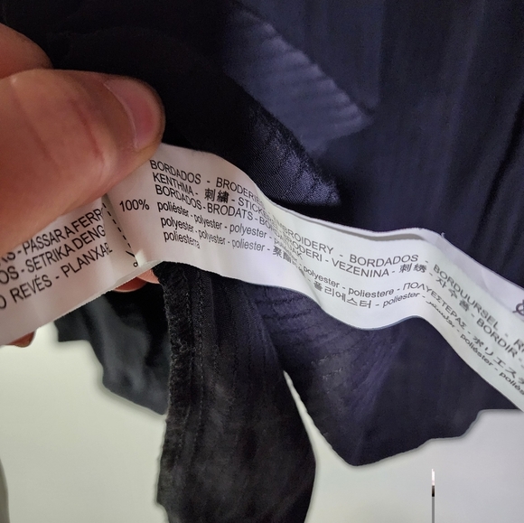 Zara Black Ruffle Eyelet Long Sleeve Blouse Size Small - Picture 9 of 10